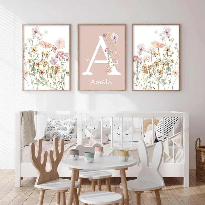 Baby Nursery Name Wall Art - Roze wilde bloemen meisjesnamen aangepaste posters